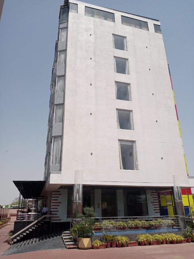 Hotel 5 Flowers Ananta Elite Kota  Exteriér fotografie